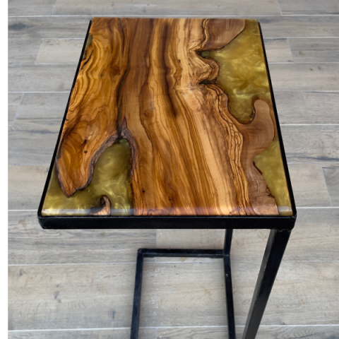 Tpoxy Resin Side Table Green